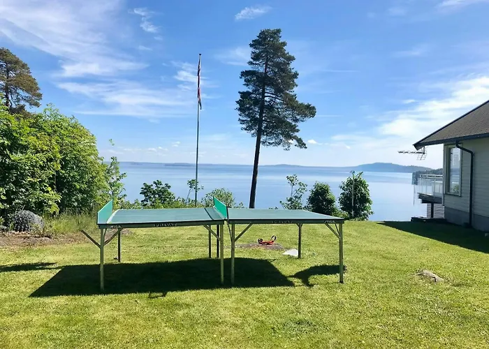 With Veranda And Fjord View Near Tonsberg